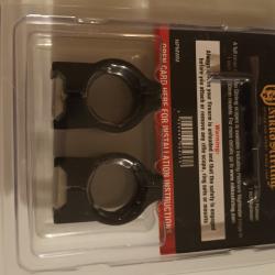 Collier m&eacute;dium 1 inch