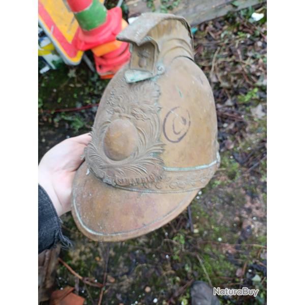 Casque de pompier de saint Maurice