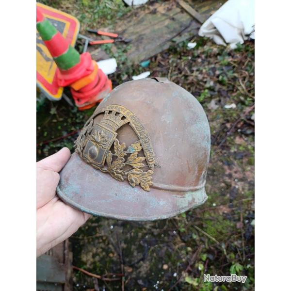 Casque de pompier de montpinchon