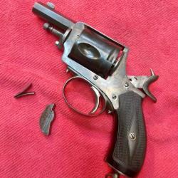 Revolver 8mm92 Li&eacute;geois