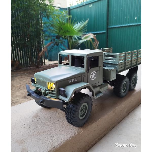 Camion militaire RC