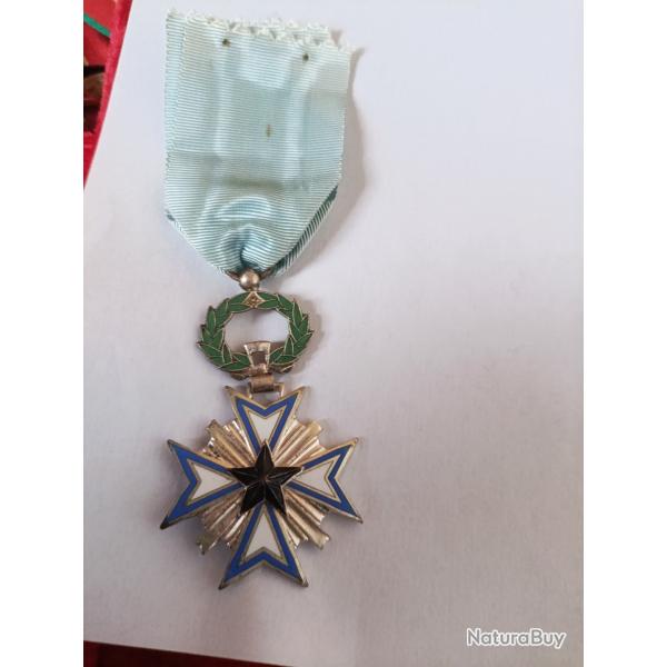 BENIN - DAHOMEY MEDAILLE DE CHEVALIER DE L'ORDRE DE L'ETOILE NOIRE