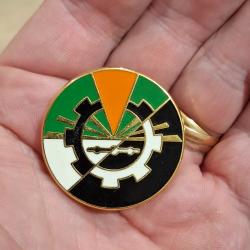 INSIGNE GERMAS 15 / 319 AVORD ( PICHARD - A 974 )