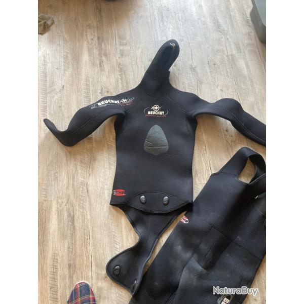 Ensemble chasse sous-marine Beuchat mondial �quipe 7mm