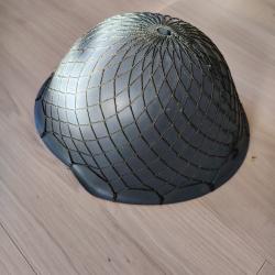 Casque mod&egrave;le 56 de l'arm&eacute;e est-allemande