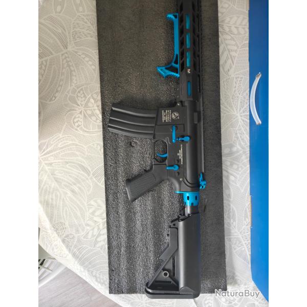 Colt M4 HORNET blue fox ( cybergun) AEG (�tat neuf)