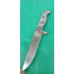 VERITABLE POIGNARD  DE SCOUT  :  "  MANUFRANCE st ETIENNE  "   .