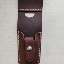 PORTE-FOURREAU CUIR POUR BA&Iuml;ONNETTE SUISSE M-57