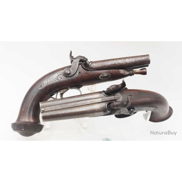 RARISSIME PAIRE DE PISTOLETS CORSE DOUBLES CANONS � PERCUSSION FAIT � PIETRALBA XIX� CALIBRE 13MM Ca