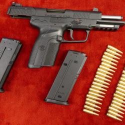 FN Herstal Five-seveN&reg; Blk/Blk 20-Rnd  DISPO!!!!