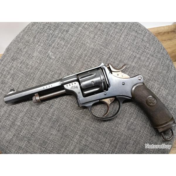 Revolver d'ordonnance suisse 1882