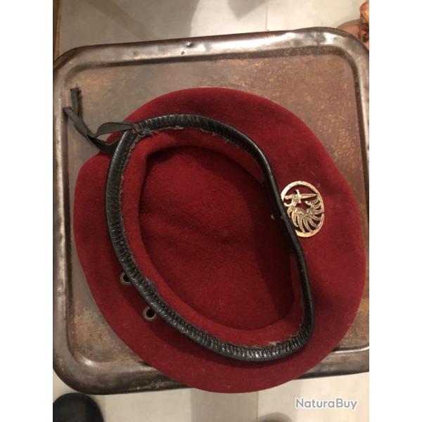 B�ret parachutiste