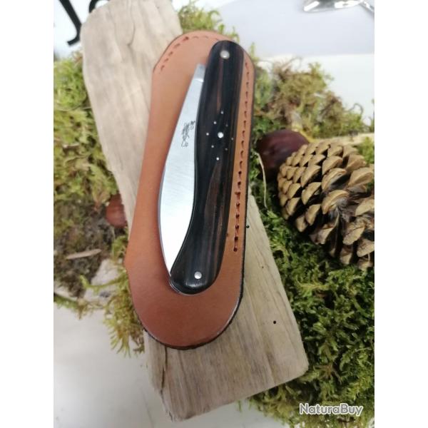 Couteau fermant Aurillac �b�ne de macassar prix r�serve moins de 100