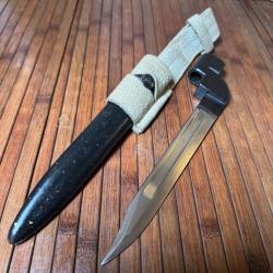 BELLE BA&Iuml;ONNETTE ANGLAISE N 9 MK1 POOLE LAME BOWIE POLIE