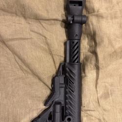 Crosse Fab d&eacute;fense pour AKM