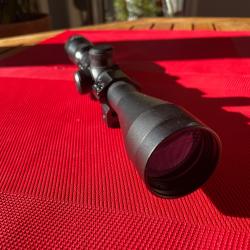 Lunette de vis&eacute;e