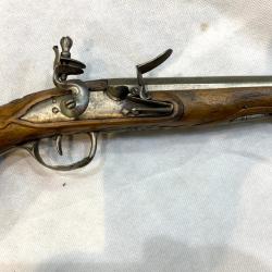 pistolet &agrave; silex &eacute;poque Louis XVI