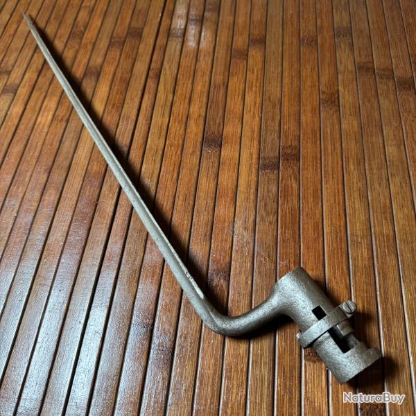 BA�ONNETTE AN lX  - 1777 A DOUILLE R�GLEMENTAIRE FRANCE AVEC VIROLE