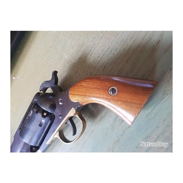 ancien colt REMINTON  1858 BLACK POWER ONLY MADE IN ITALY CALIBRE 36 POUR COLLECTIONNEURS