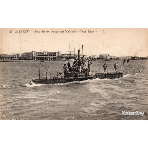 CPA - MARINE DE GUERRE  - BIZERTE - SOUS - MARIN " Type Thon " N�7048