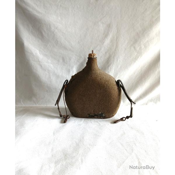 Equipement - FR87638c  Gourde mod�le 1935 avec sanglon