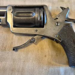 Revolver velodog 6 mm Percussion centrale en parfait &eacute;tat de fonctionnement et de pr&eacute;sentation
