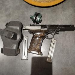 A vendre 22A smith wesson poign&eacute;e bois grav&eacute;s sw 2 chargeur canon chang&eacute; le kit