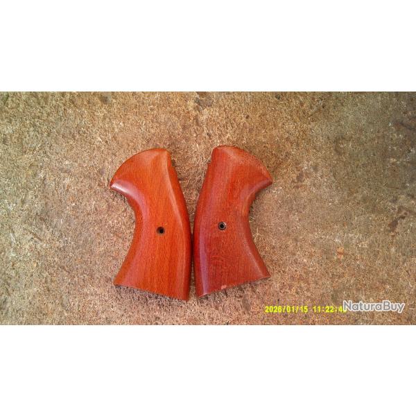 GANDE PAIRE DE PLAQUETTES POUR REVOLVER