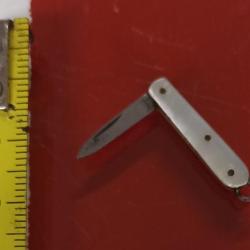 Ancien mini couteau type PRADEL nacre vintage