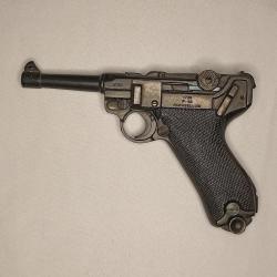 Pistolet Luger P08 Allemand WW2 quasi arme DENIX