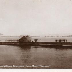 CPA - MARINE de GUERRE - Le SOUS - MARIN  " DAUPHIN " - N&deg;7058