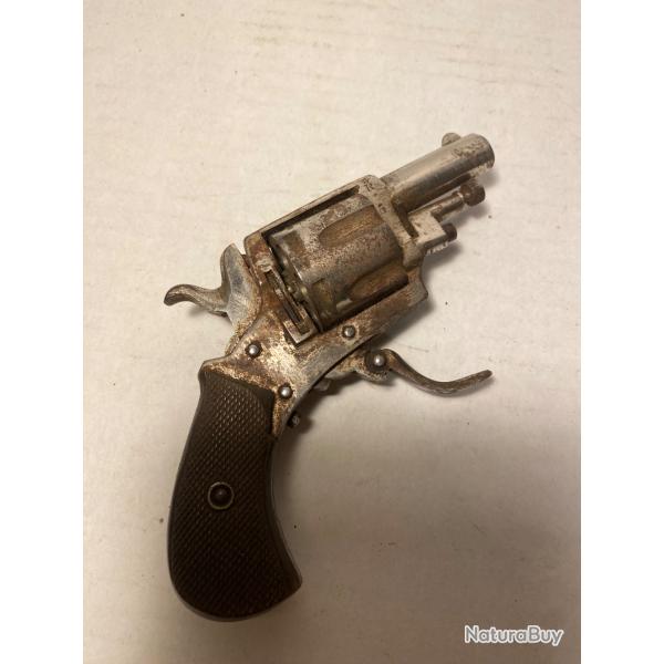 Ancien petit revolvers bulldog 320