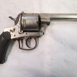 Revolver Belge calibre 11 mm poudre noire cat&eacute;gorie D
