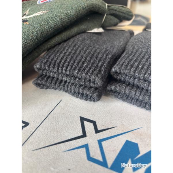 magnifique lot de 4 paires de chaussettes chaude St Liebault 39/42 aux encheres lot 200