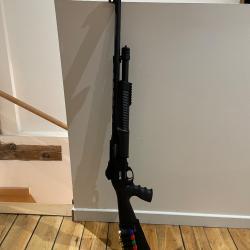 Fusil &agrave; pompe UTAS XTP TACTICAL cal.12/76 (jamais servi)