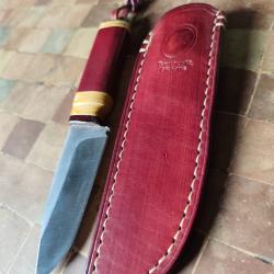 &Eacute;tui couteau port verticale cuir tannage v&eacute;g&eacute;tal fait enti&egrave;rement a la main.pour gaucher.