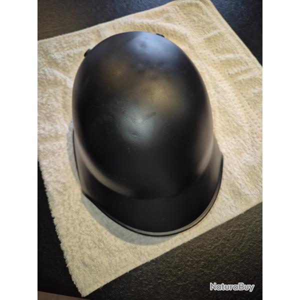 Casque Suisse noir TBE.