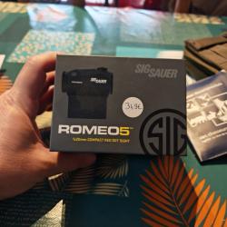 Point rouge sig Sauer Rom&eacute;o 5 .Bon &eacute;tat servi 2 saison