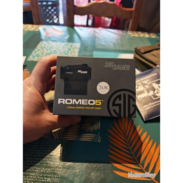 Point rouge sig Sauer Rom�o 5 .Bon �tat servi 2 saison