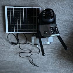 Double cam&eacute;ra de surveillance wifi solaire