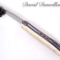 Laguiole Mammouth fossile par David DAUVILLAIRE