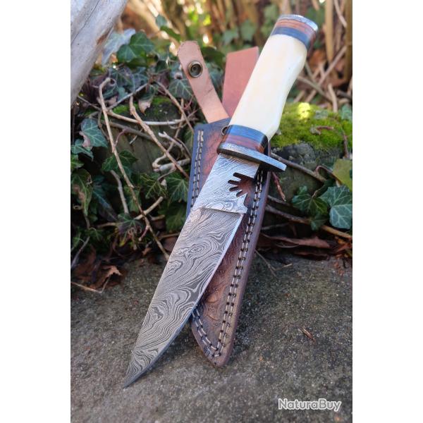 Couteau Poignard Lame Acier Damas 256 Couches Manche Os Garde Damas Etui Cuir Fabric Artisanale 01