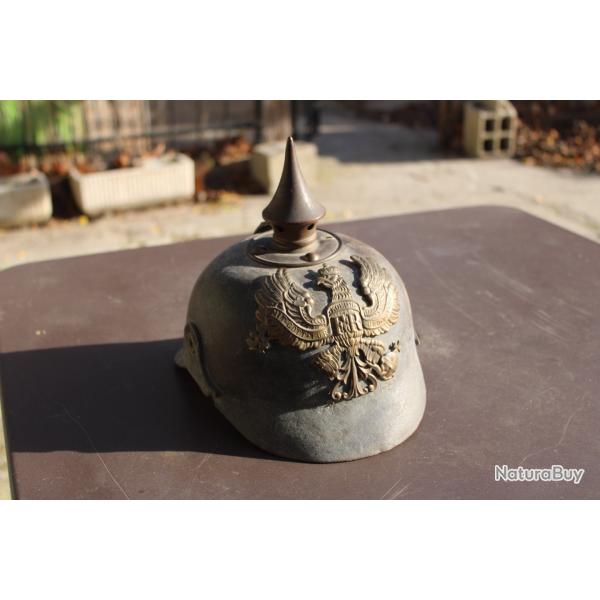 CASQUE A POINTE FEUTRE