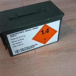 Caisse vide de transport de cartouches