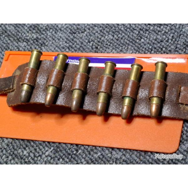 Cartouchiere ancienne cuir pour 22lr Mag
