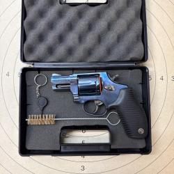 REVOLVER TAURUS Titanium CAL 357MAG