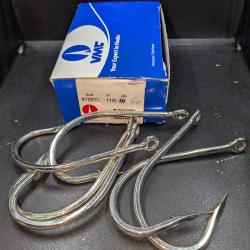 Lot 363 /  hame&ccedil;ons , VMC 11/0 (6 pcs) ./FISH AND FISHING