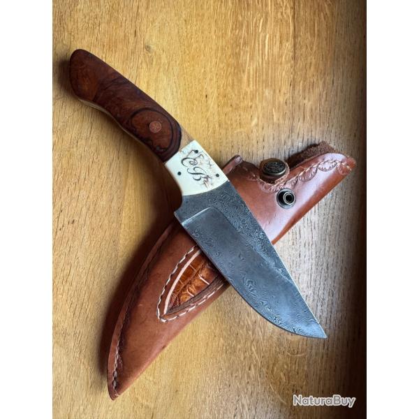 Magnifique Couteau chasse Damas v�ritable