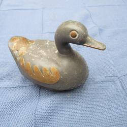 petit canard en plomb     vintage