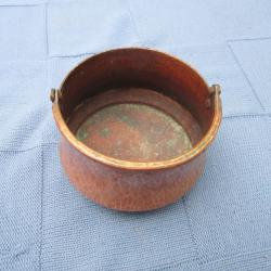 chaudron  en cuivre      vintage